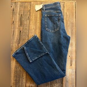 Abercrombie & Fitch - The Flare Ultra High Rise